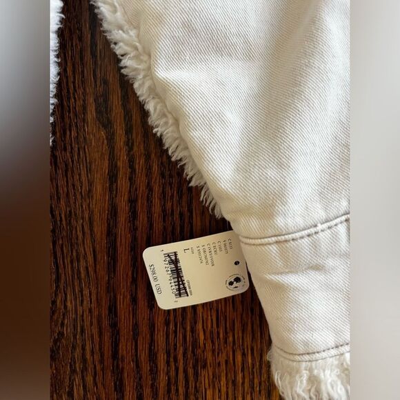 FREE PEOPLE We The Free Holly Cozy Denim Jacket
NEW Ecru Size Large - Picture 5 of 7